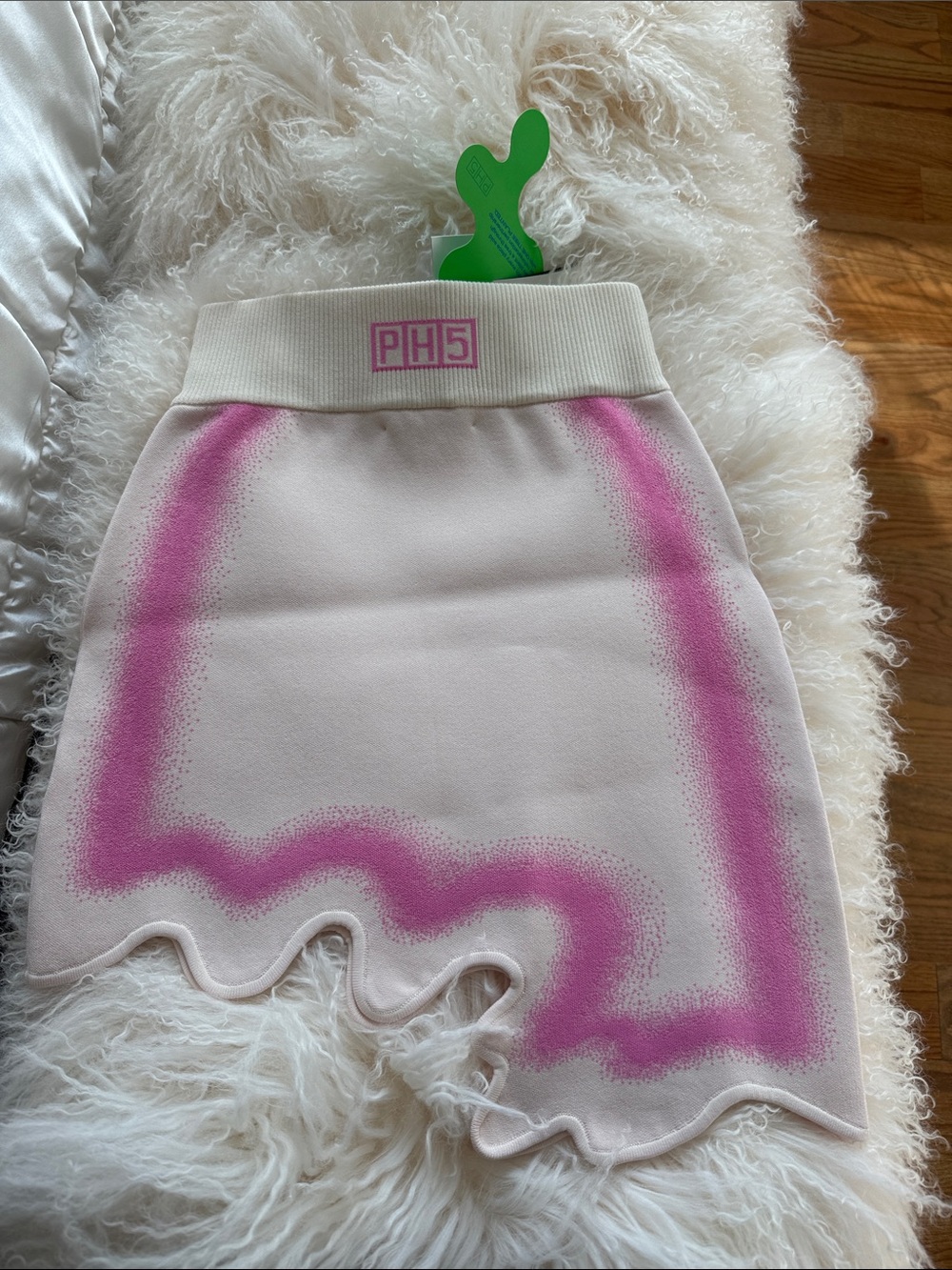 PH5 Cream Knit Mini Skirt with Pink Spray-Trim and Scalloped Hem - Picture 4 of 4